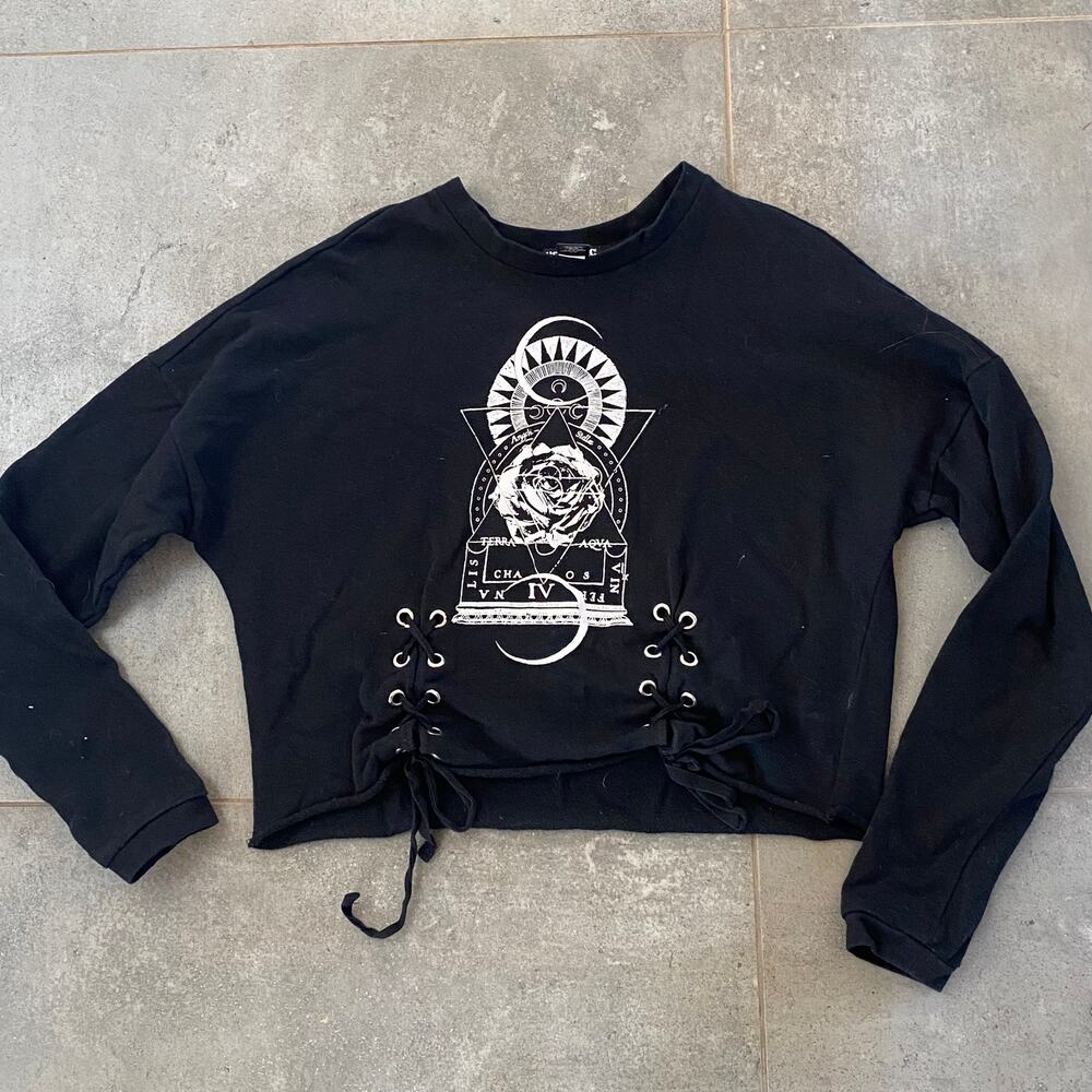 Hot‎ Topic XS Black Lace Front Long Sleeve French Terry Crop Top